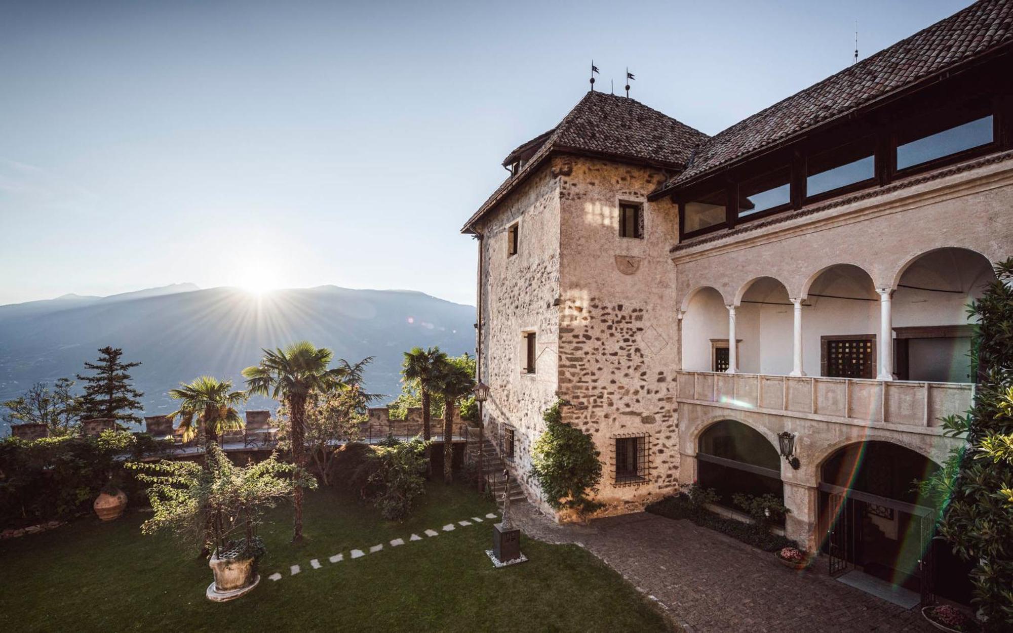 Relais & Chateaux Hotel Castel Fragsburg Мерано Екстериор снимка