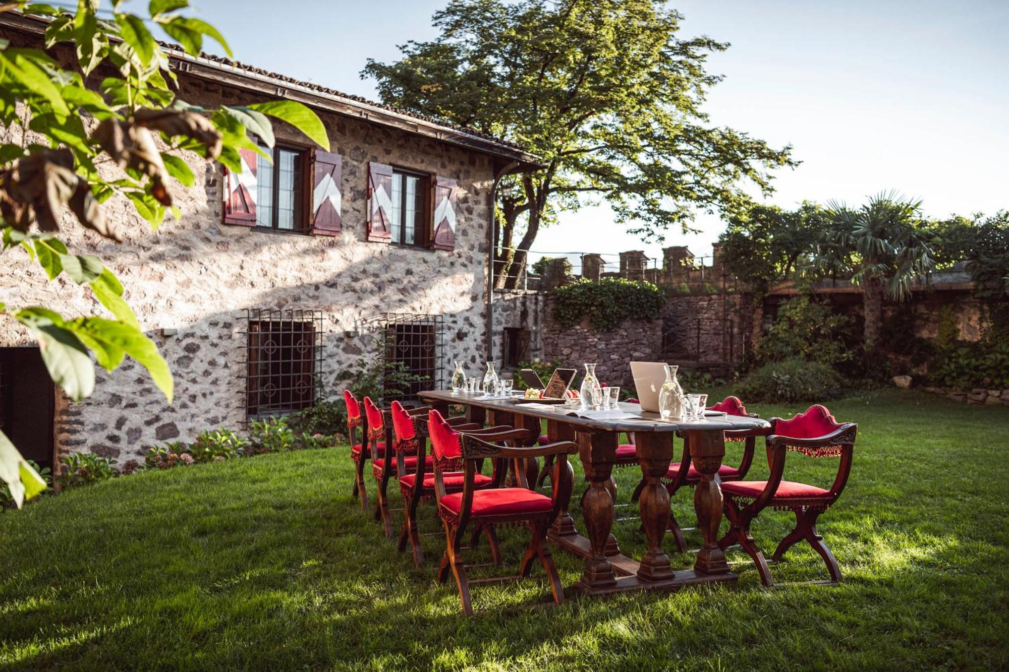 Relais & Chateaux Hotel Castel Fragsburg Мерано Екстериор снимка